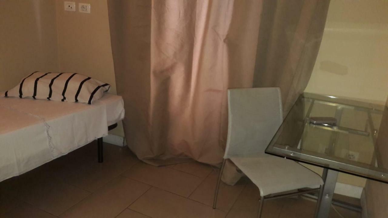 Bastiano'S Rooms คาตาเนีย ภายนอก รูปภาพ