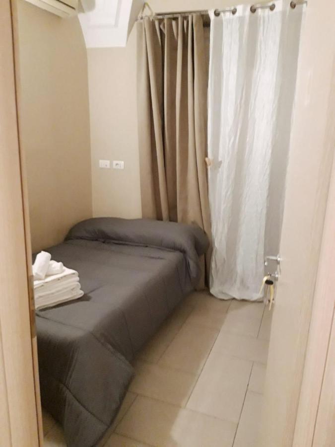 Bastiano'S Rooms คาตาเนีย ภายนอก รูปภาพ